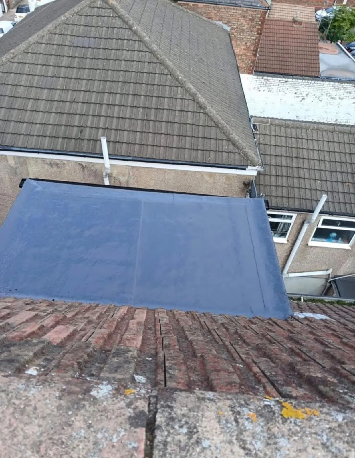 New flat roof on rear extension