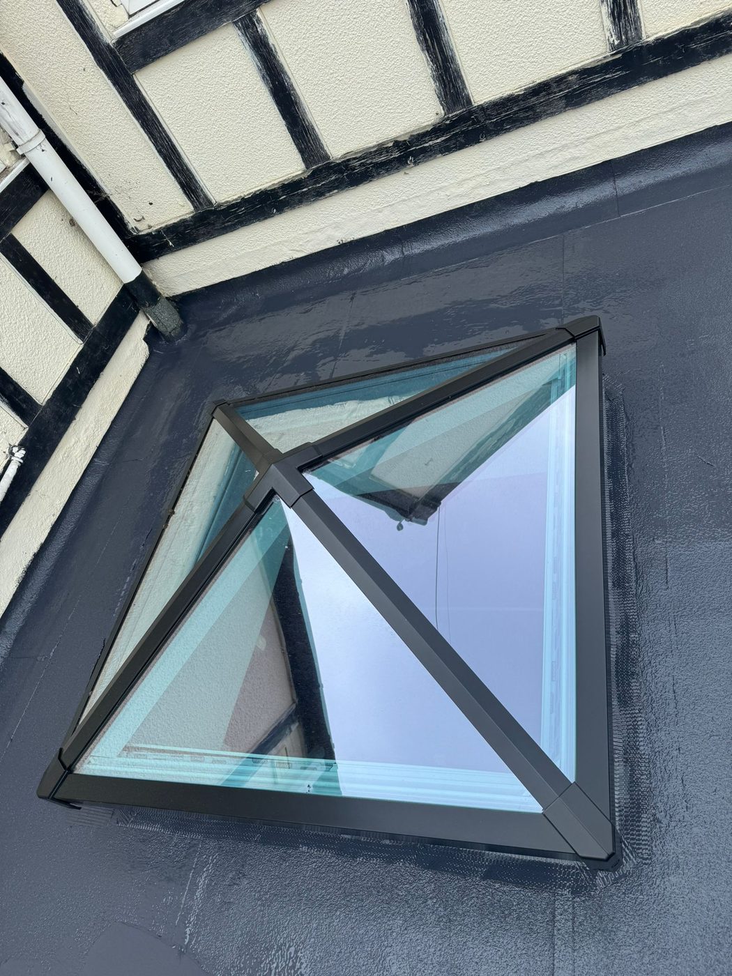 Flat roof lantern